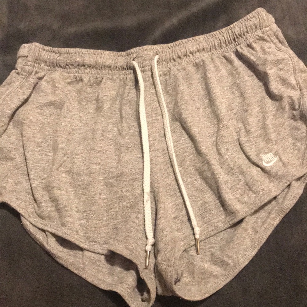 Nike shorts !